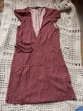 Brandy Melville Women’s Floral Wrap Dress